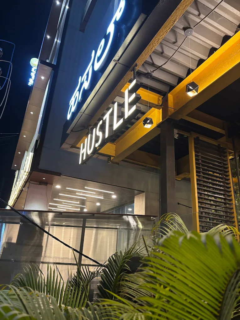 Cafe Hustle