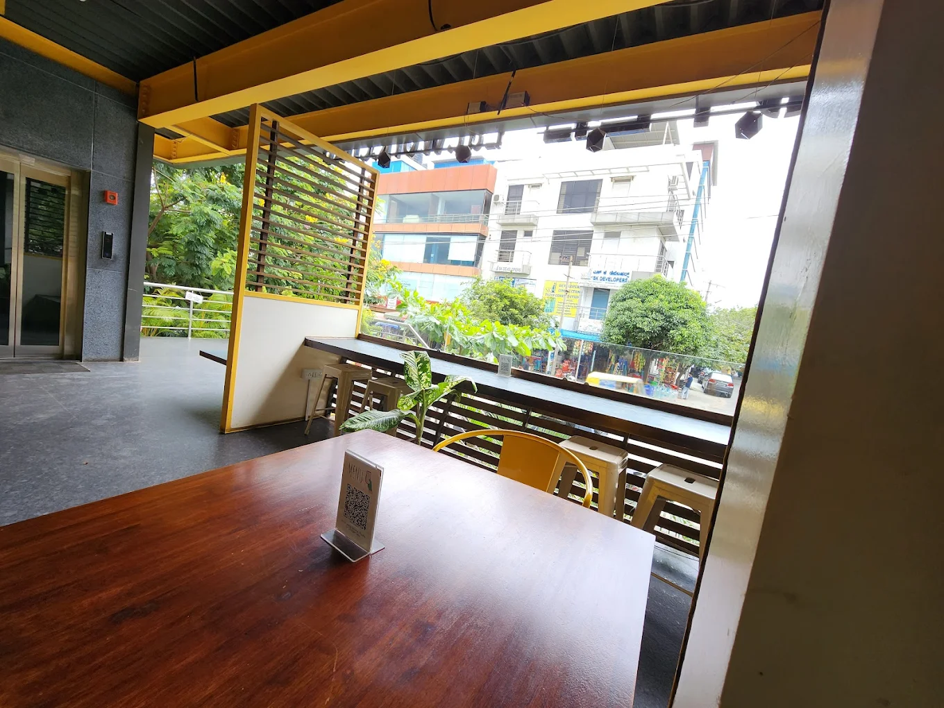 Cafe Hustle