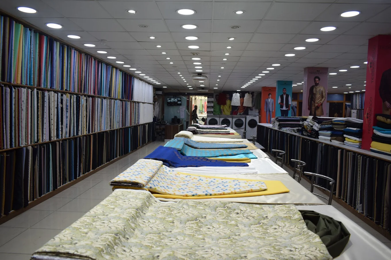 Tip Top Fashion & Fabrics